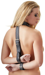 Bad Kitty Imbracatura Collo-Polsi in Similpelle con Manette